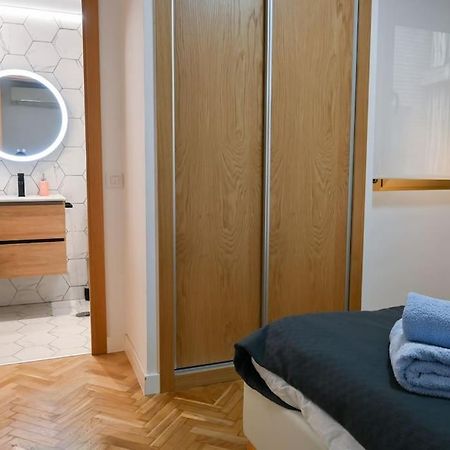 For You Rentals Apartamento Temporal Centrico De Dos Dormitorios Sil2 มาดริด ภายนอก รูปภาพ