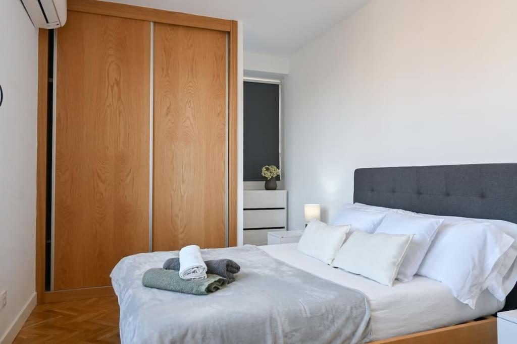 For You Rentals Apartamento Temporal Centrico De Dos Dormitorios Sil2 มาดริด ภายนอก รูปภาพ