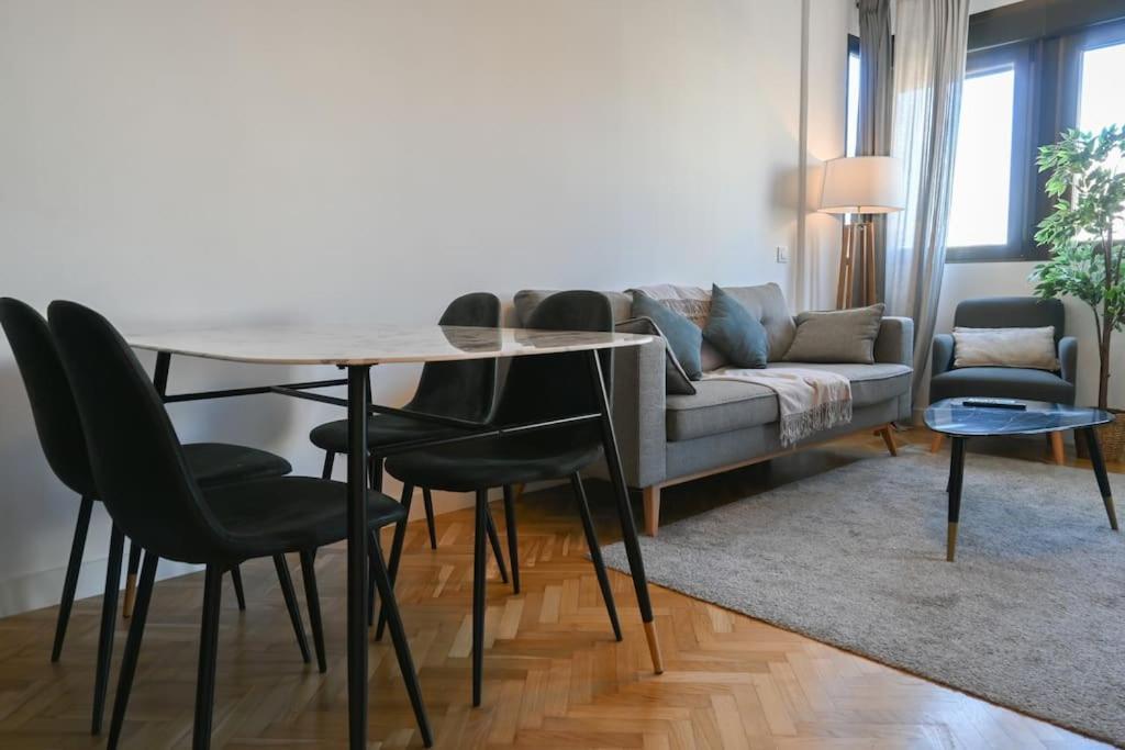For You Rentals Apartamento Temporal Centrico De Dos Dormitorios Sil2 มาดริด ภายนอก รูปภาพ